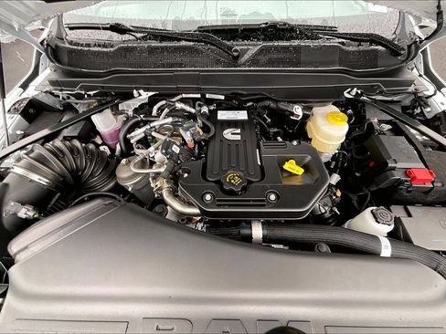 New 2026 RAM 3500 Tradesman AWD/4WD image 12