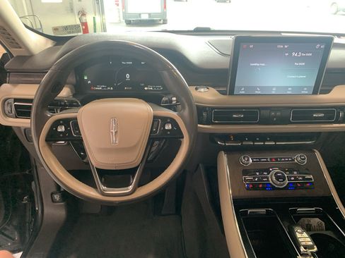Used 2022 Lincoln Aviator Reserve w/ Elements Package Plus RWD image 15