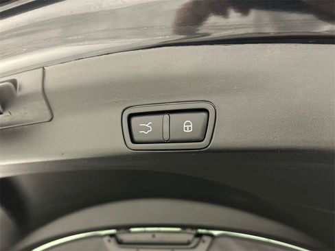 Used 2022 Alfa Romeo Stelvio Ti image 33