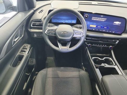 New 2026 Chevrolet Traverse LT w/ Midnight/Sport Edition image 7