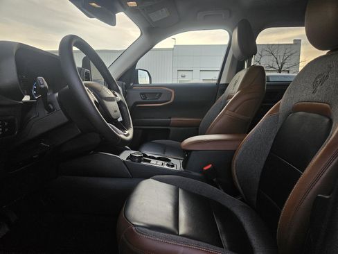 Used 2023 Ford Bronco Sport Outer Banks w/ Tech Package image 11