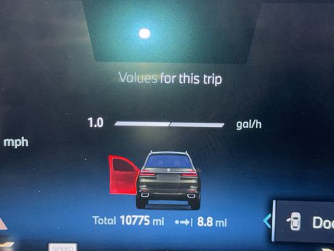 Certified 2025 BMW X7 xDrive40i w/ Premium Package image 26