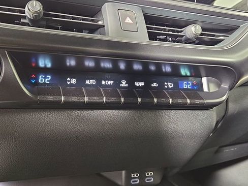 New 2026 Lexus UX 300h AWD image 19