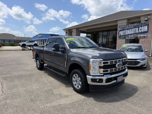 Used 2023 Ford F350 XLT w/ 360-Degree Camera Package AWD/4WD image 4