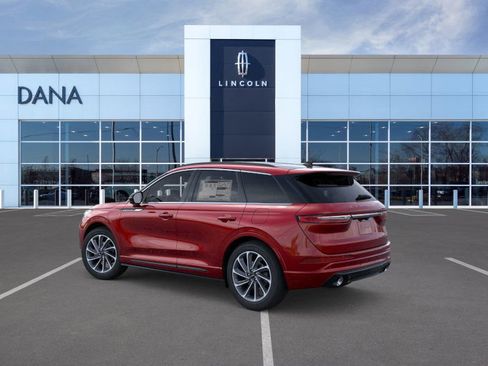 New 2026 Lincoln Corsair Grand Touring AWD/4WD image 4
