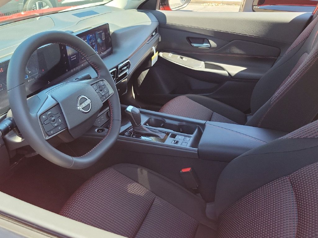 New 2027 Nissan Sentra SR FWD image 10