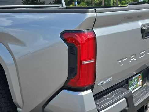 Used 2026 Toyota Tacoma SR5 AWD/4WD image 35