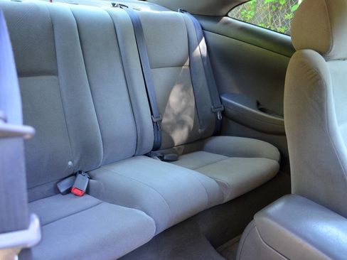 Used 2004 Toyota Solara SE Sport FWD image 10