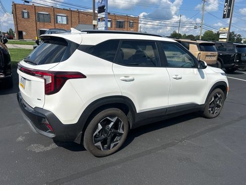 Certified 2025 Kia Seltos S AWD/4WD image 6