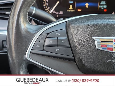 Used 2017 Cadillac XT5 Luxury w/ Driver Awareness Package image 17