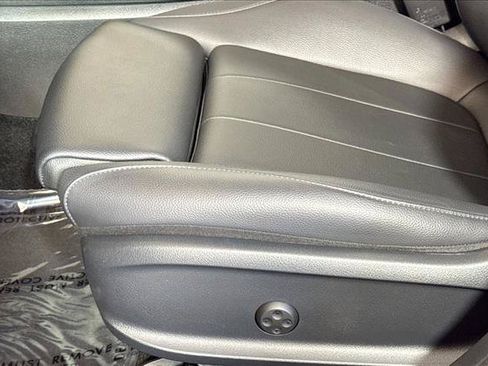 Used 2023 Mercedes-Benz CLA 250 image 17