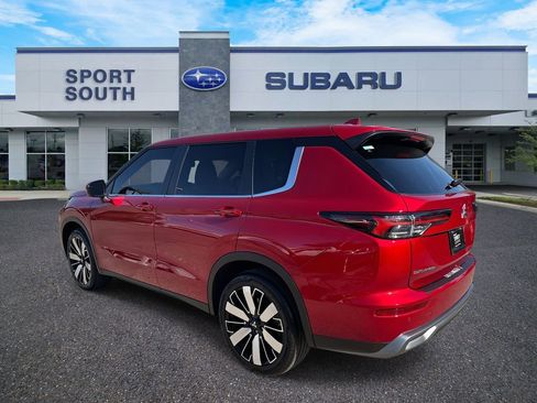 Used 2025 Mitsubishi Outlander SE image 5