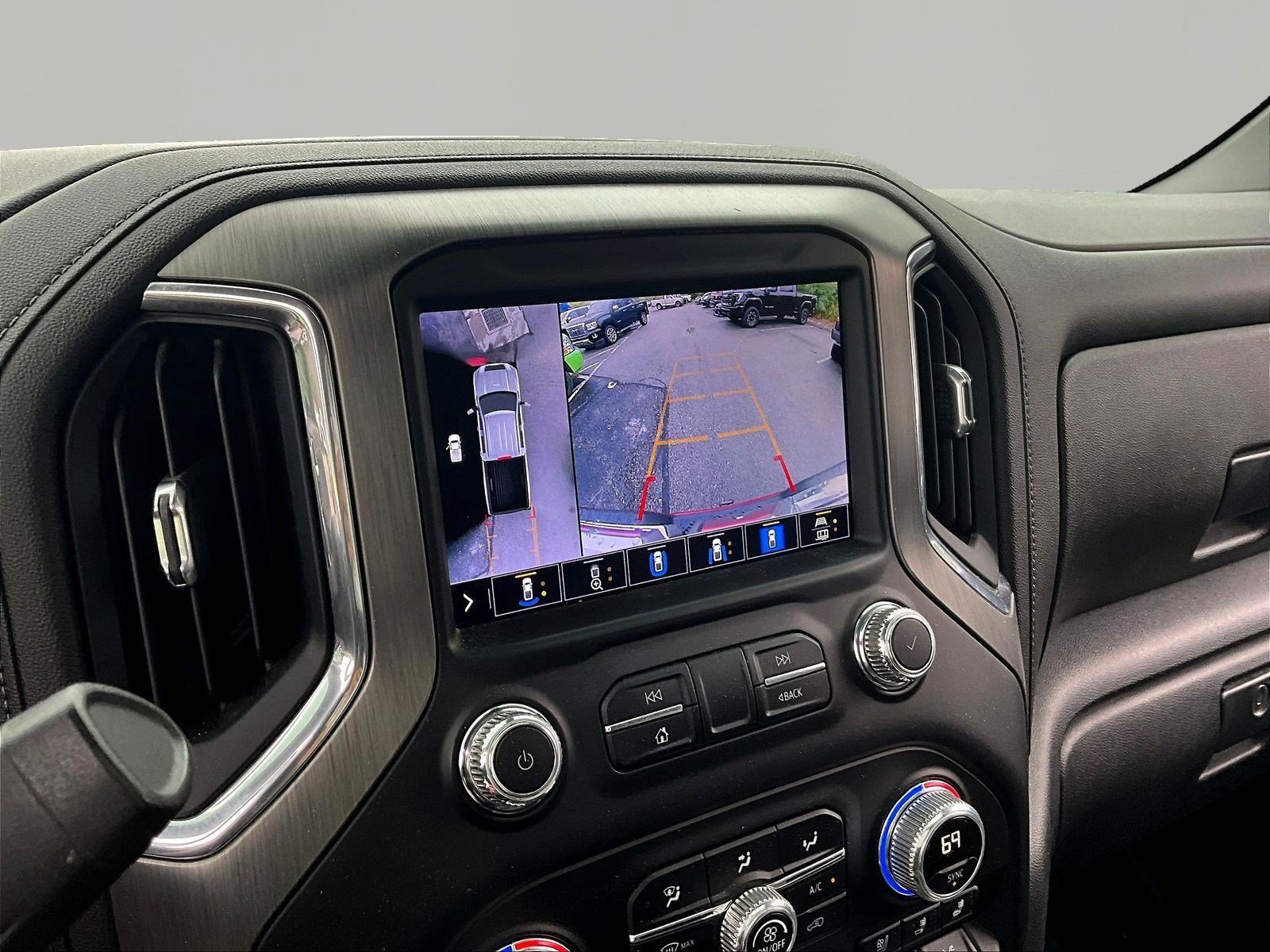 Used 2022 GMC Sierra 2500 Denali w/ Denali Ultimate Package AWD/4WD image 15
