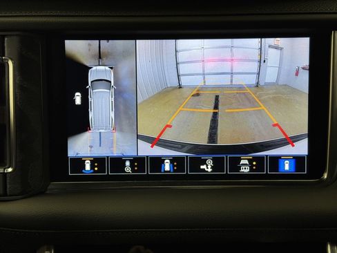 Used 2021 GMC Yukon Denali image 42