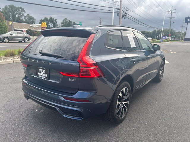 Certified 2025 Volvo XC60 B5 Plus w/ Climate Package AWD/4WD image 5