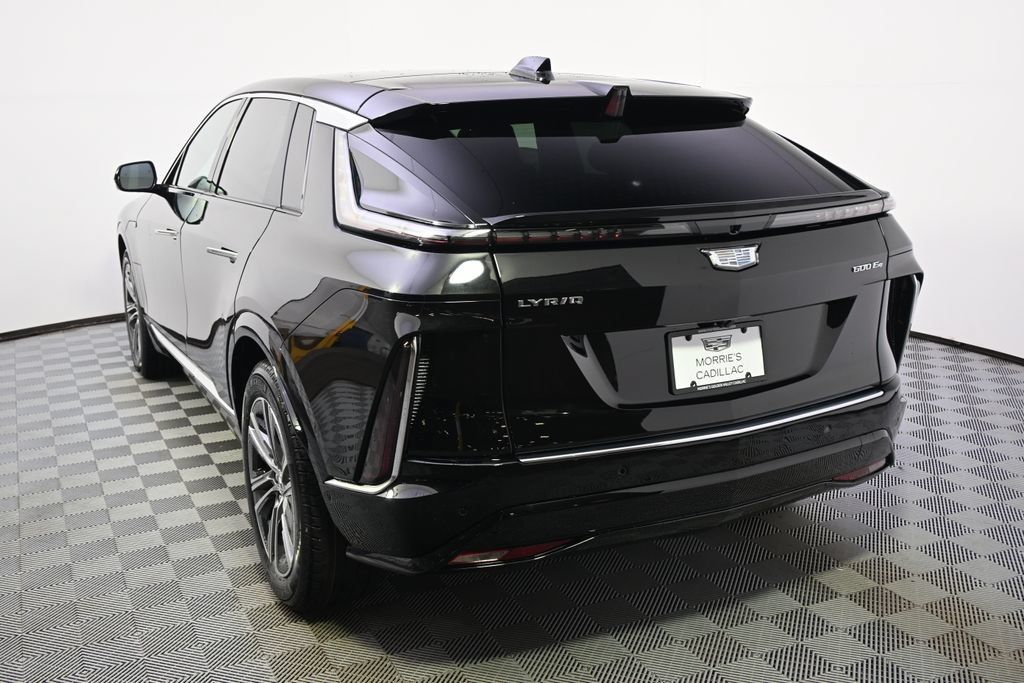 New 2026 Cadillac Lyriq Premium Luxury w/ LPO, Floor Liner Package AWD/4WD image 4