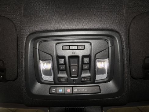 Used 2025 GMC Sierra 2500 AT4 w/ AT4 Premium Plus Package AWD/4WD image 33