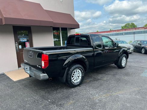 Used 2014 Nissan Frontier SV AWD/4WD image 5