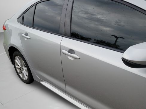 Used 2023 Toyota Corolla LE w/ LE Convenience Package FWD image 16
