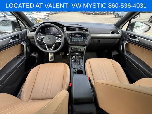 Used 2024 Volkswagen Tiguan SE R-Line AWD/4WD image 12