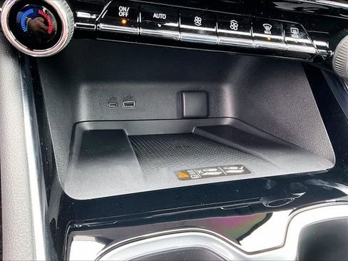 New 2026 Chevrolet Traverse LT w/ Midnight/Sport Edition image 23