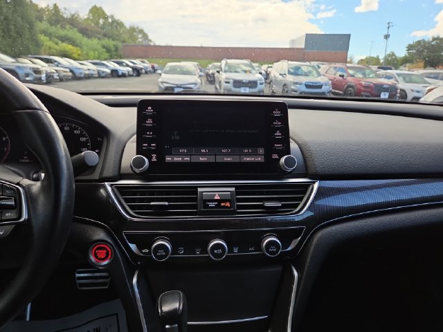 Used 2018 Honda Accord Sport image 11