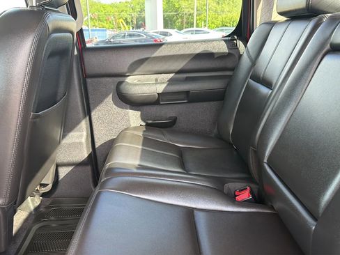 Used 2011 Chevrolet Silverado 2500 LT w/ Interior Plus Package AWD/4WD image 52