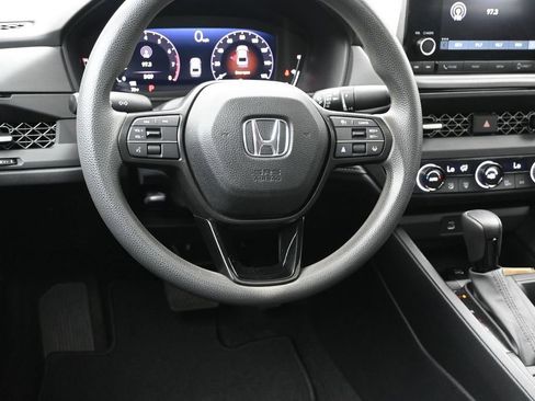 Used 2023 Honda Accord EX image 23