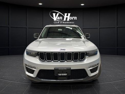 Used 2023 Jeep Grand Cherokee 4WD 4xe image 8