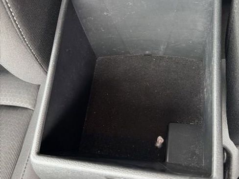 Used 2018 Hyundai Elantra Value Edition w/ Cargo Package image 24