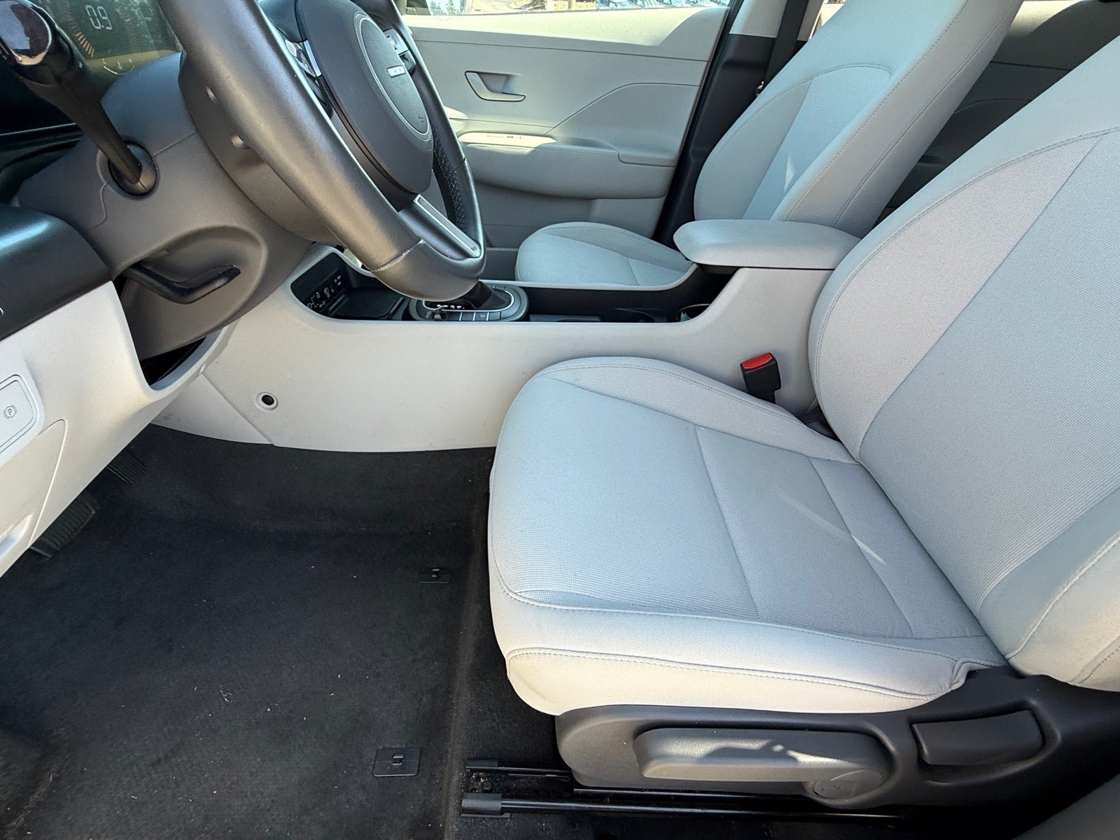 Used 2026 Hyundai Kona SEL Sport FWD image 12