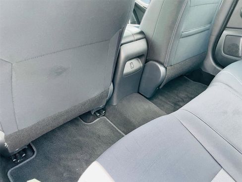 Used 2024 Nissan Sentra SV FWD image 29