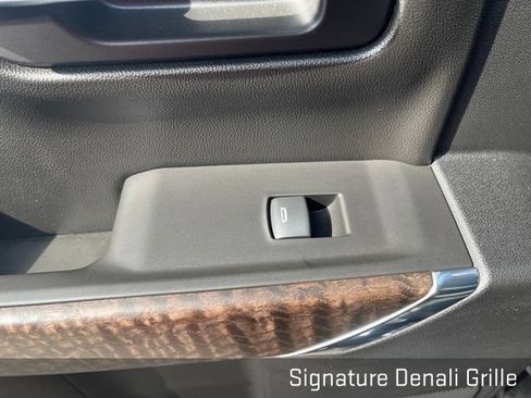 Used 2021 GMC Sierra 1500 Denali AWD/4WD image 39
