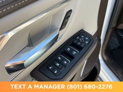 New 2026 RAM 1500 Laramie AWD/4WD image 17