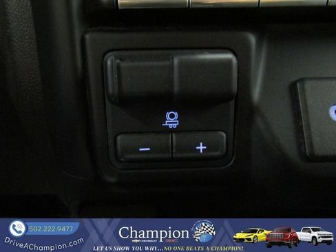 Used 2022 GMC Sierra 2500 Denali w/ Denali Ultimate Package AWD/4WD image 51