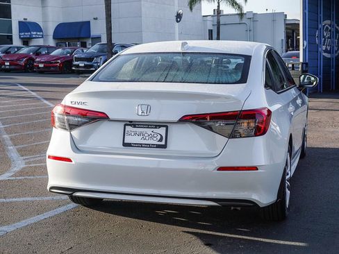 Used 2023 Honda Civic LX image 7