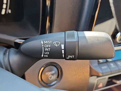 Used 2025 Toyota Camry LE image 23