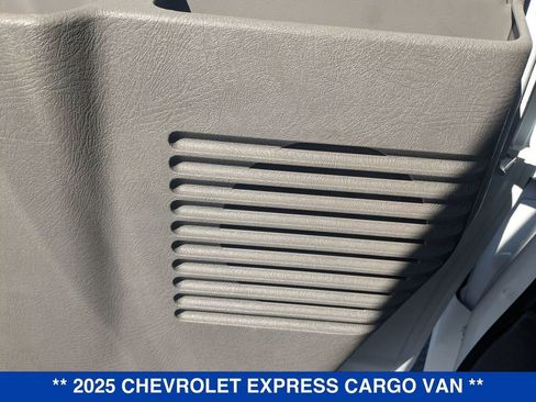 Used 2025 Chevrolet Express 3500 Extended RWD image 14