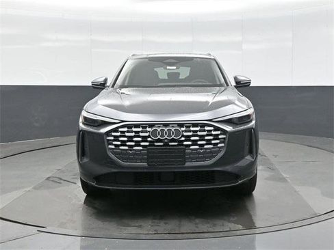 New 2025 Audi Q5 Premium Plus image 2