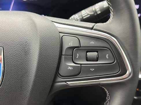 Used 2025 Buick Encore GX Preferred FWD image 18