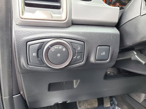 Used 2019 Ford Ranger XLT w/ Equipment Group 301A Mid AWD/4WD image 10