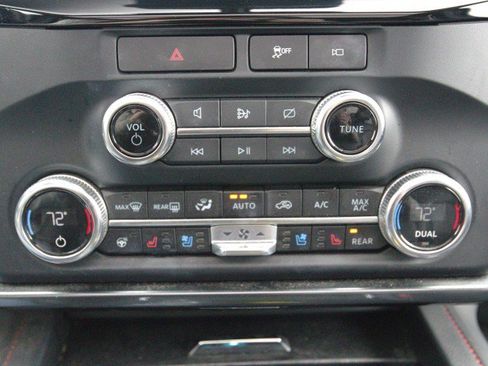 Used 2023 Ford Expedition Max Limited AWD/4WD image 27