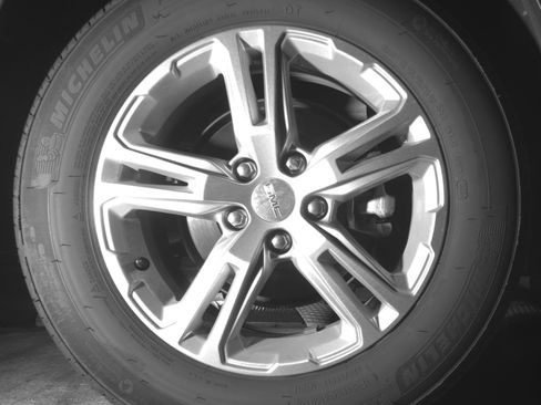 Used 2024 GMC Terrain SLE FWD image 15