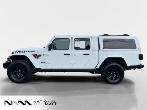 Used 2021 Jeep Gladiator Mojave AWD/4WD image 2