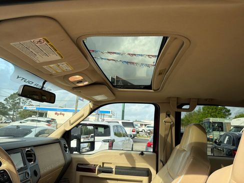 Used 2008 Ford F250 Lariat image 17