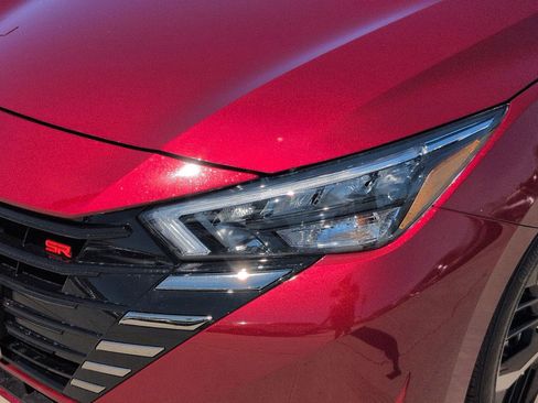 New 2025 Nissan Versa SR w/ Trunk Package image 8