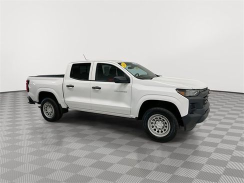 Used 2024 Chevrolet Colorado W/T image 12
