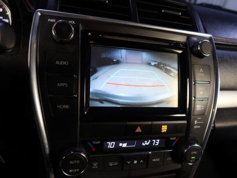 Used 2015 Toyota Camry XSE image 23