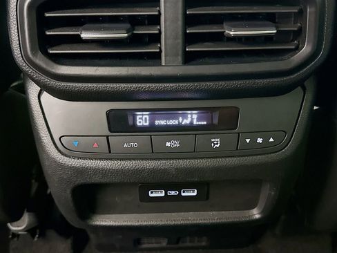 Certified 2023 Honda Pilot EX-L image 23