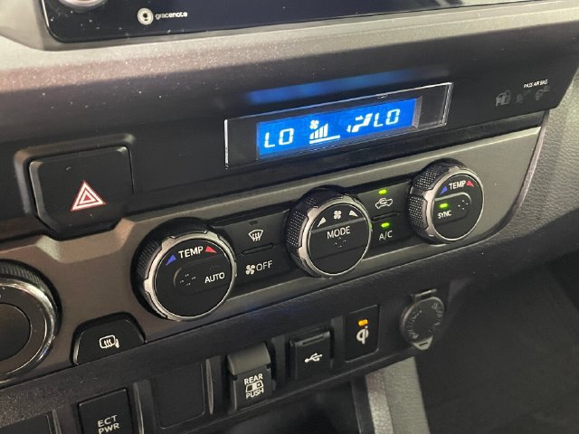 Used 2023 Toyota Tacoma TRD Off-Road AWD/4WD image 9